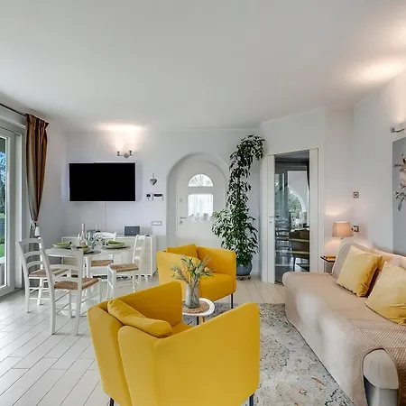 Il Silenzio House - Happy *